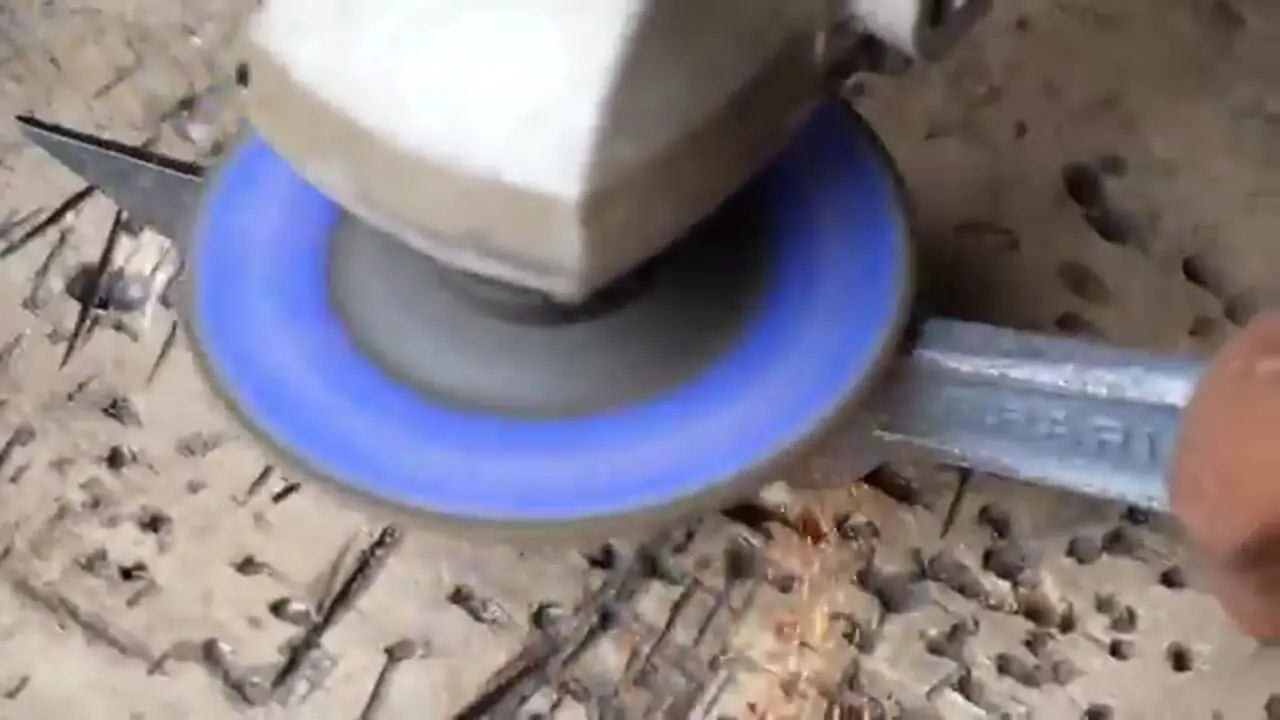 (ویدئو) روشی خیره کننده برای ساخت چاقو از آچار فرانسه قدیمی زنگ زده 