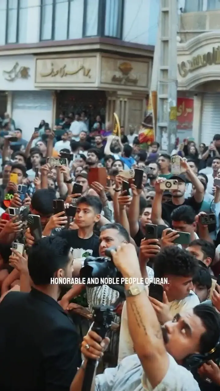 ببینید؛ استقبال پرشور مردم کرج از هادی چوپان