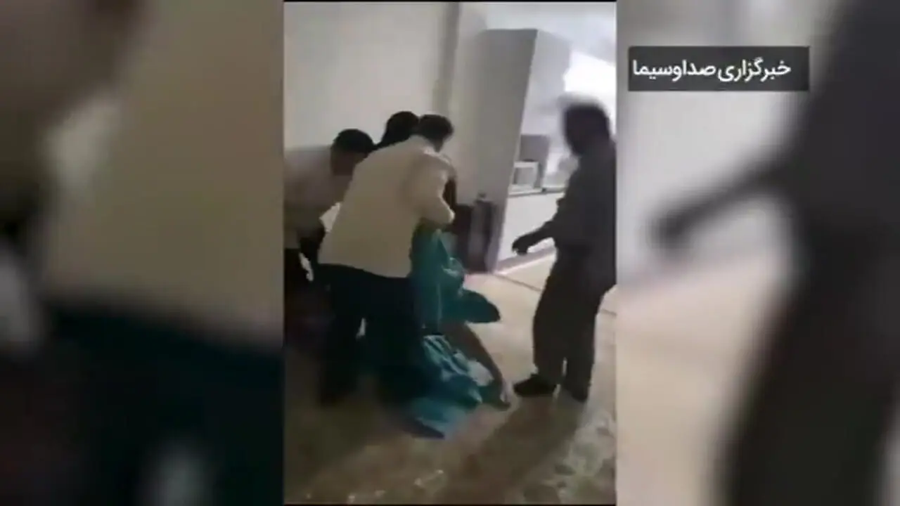 ببینید؛ روبه‌رو شدن زورگیران و گردنبند قاپ‌ها با مالباخته‌ها در تهران