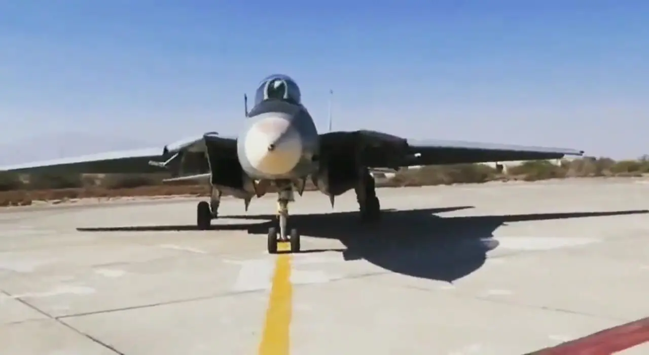 ببینید؛ سفر در زمان؛ «آماده سازی و تیک آف F-14 ارتش در مهرآباد»؛ سال 1401