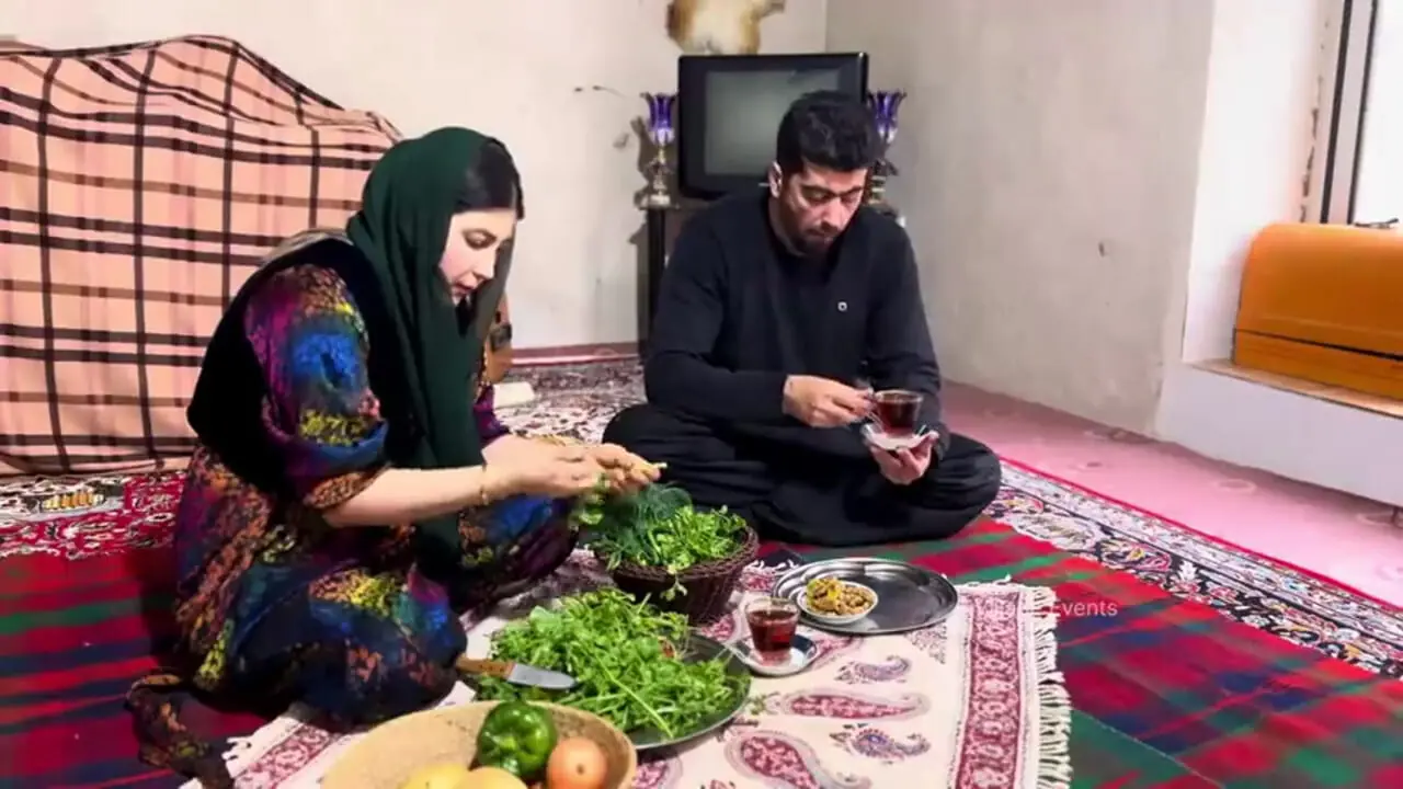 ببینید؛ غذای روستایی در ایران؛ پخت یک چلو مرغ متفاوت و اصیال