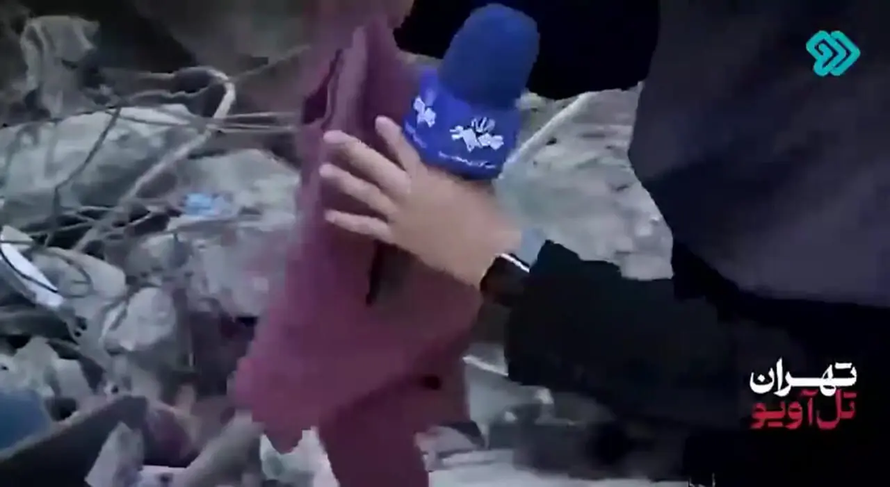 ببینید؛ محسن چاوشی، مداح معروف را احساساتی کرد