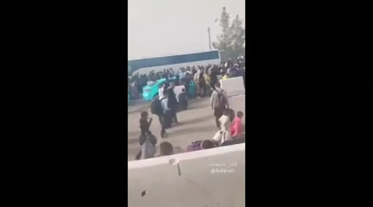 ببینید؛ ویدیوی دختر بلاگر افغانستانی از مسیر برگشتش از تهران به افغانستان
