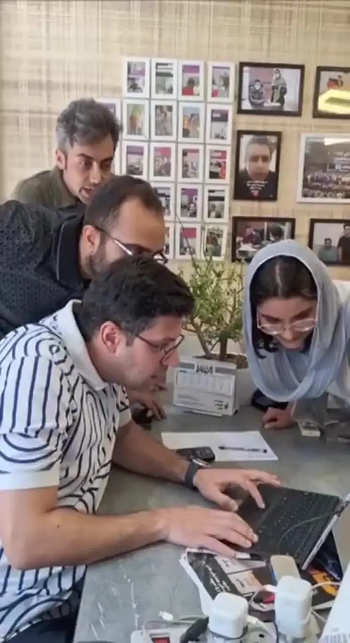 ببینید؛ واکنش جالب آترینا فرحمند پس از اطلاع از کسب رتبه یک کنکور تجربی