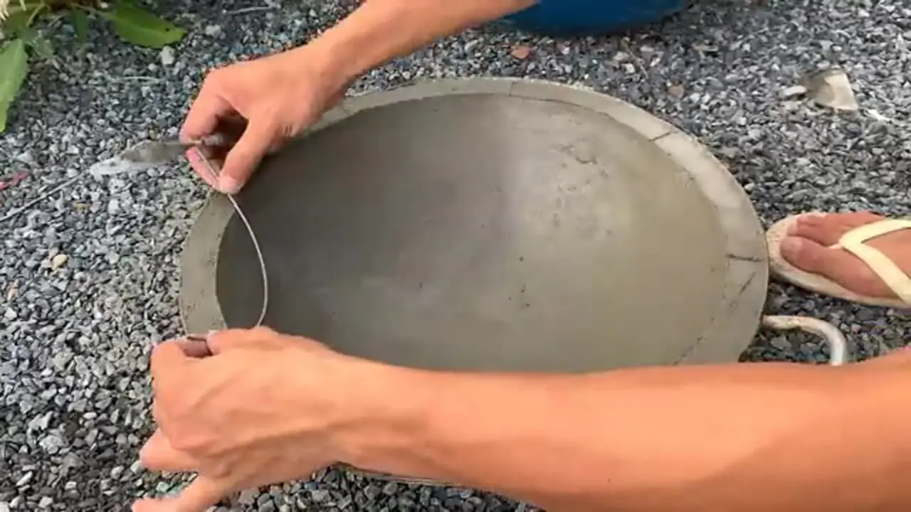 نحوه ساخت یک حوض آب زیبا با سیمان، لاستیک و چتر به روش استاد چینی
