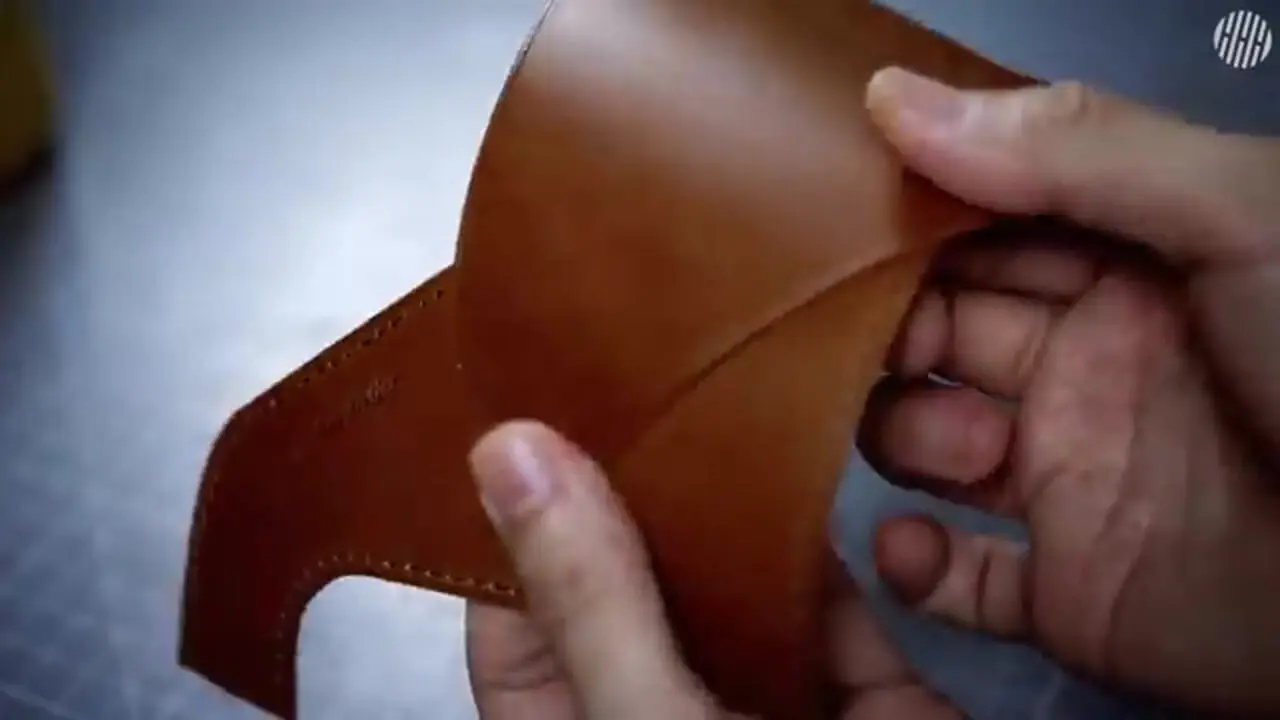 مراحل درست کردن صندل زیبا با یک لاستیک کهنه به روش کفاش کره ای