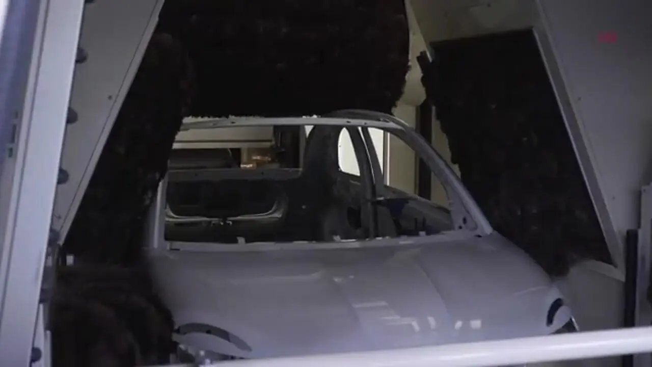 مراحل طراحی و تولید خودروی برقی محبوب فیات 500 در ایتالیا