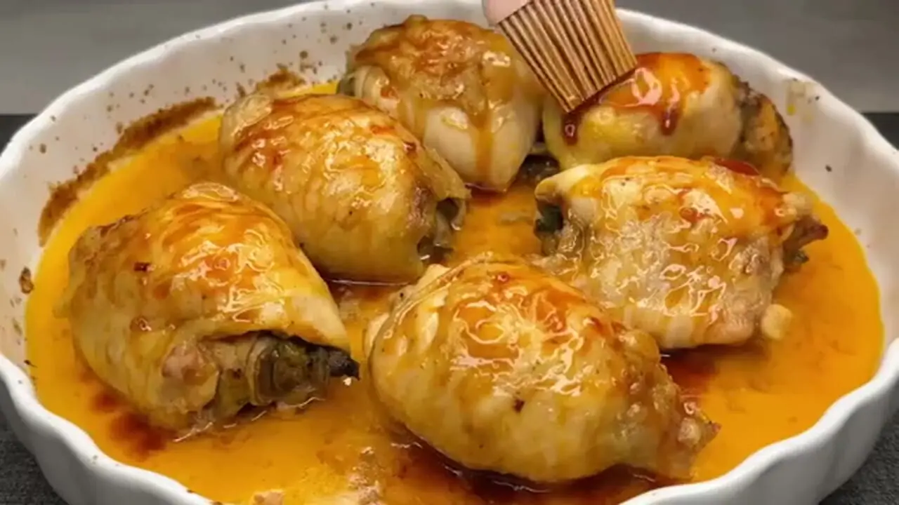 طرز پخت یک غذای خوشمزه با ران مرغ و قارچ به روش ایتالیایی ها