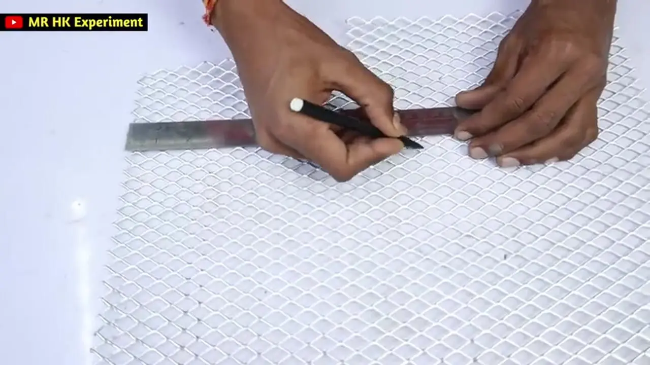 آموزش ساخت یک کولر آبی کوچک با قوطی حلبی روغن به روش استاد هندیی