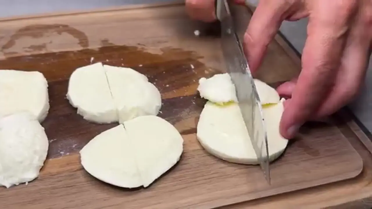 ببینید| طرز تهیه دلمه بادمجان با پنیر پارمزان به روش آشپز ایتالیایی