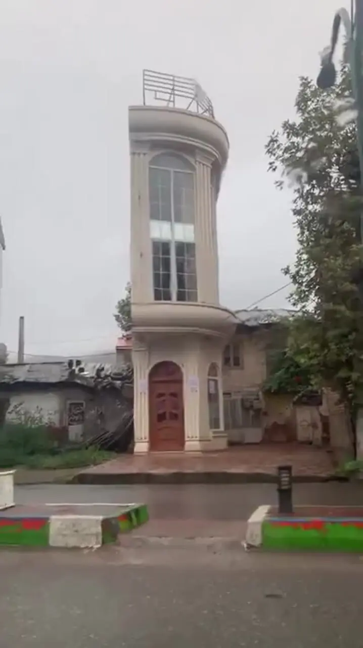 ببینید؛ ساختمان عجیب‌وغریب ۱۲ متری در ماسال گیلان را ببینید 