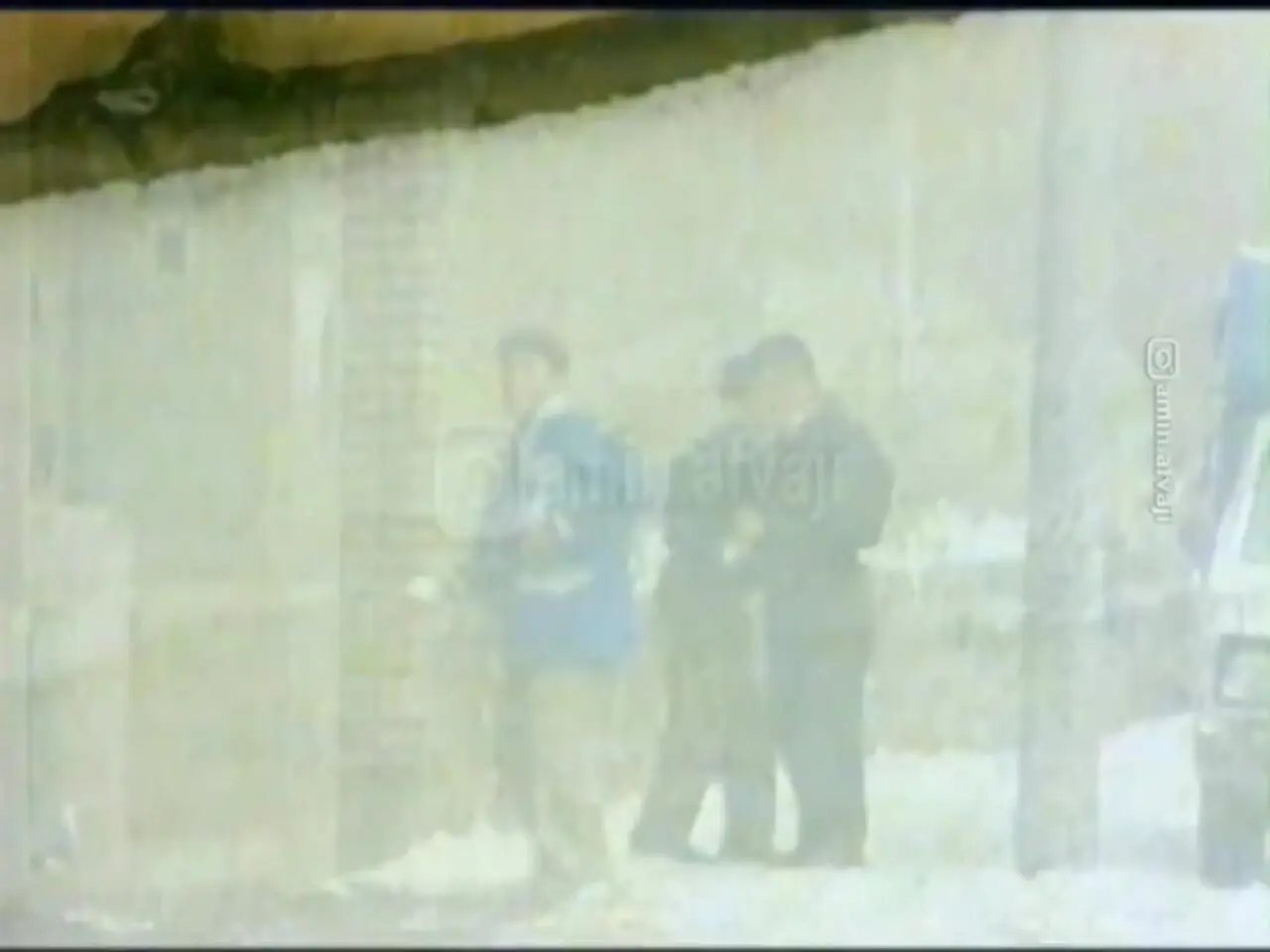 ببینید؛ سفر در زمان؛ حال و هوای دیدنی یک روز برفی تبریز در پاییز دهه ۷۰