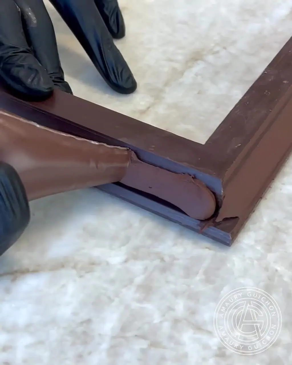 مراحل دیدنی ساخت شطرنج با شکلات در امریکا