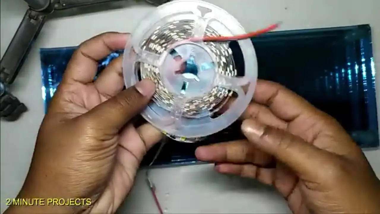 آموزش ساخت آینه بی نهایت برای دکور منزل به روش استاد هندی