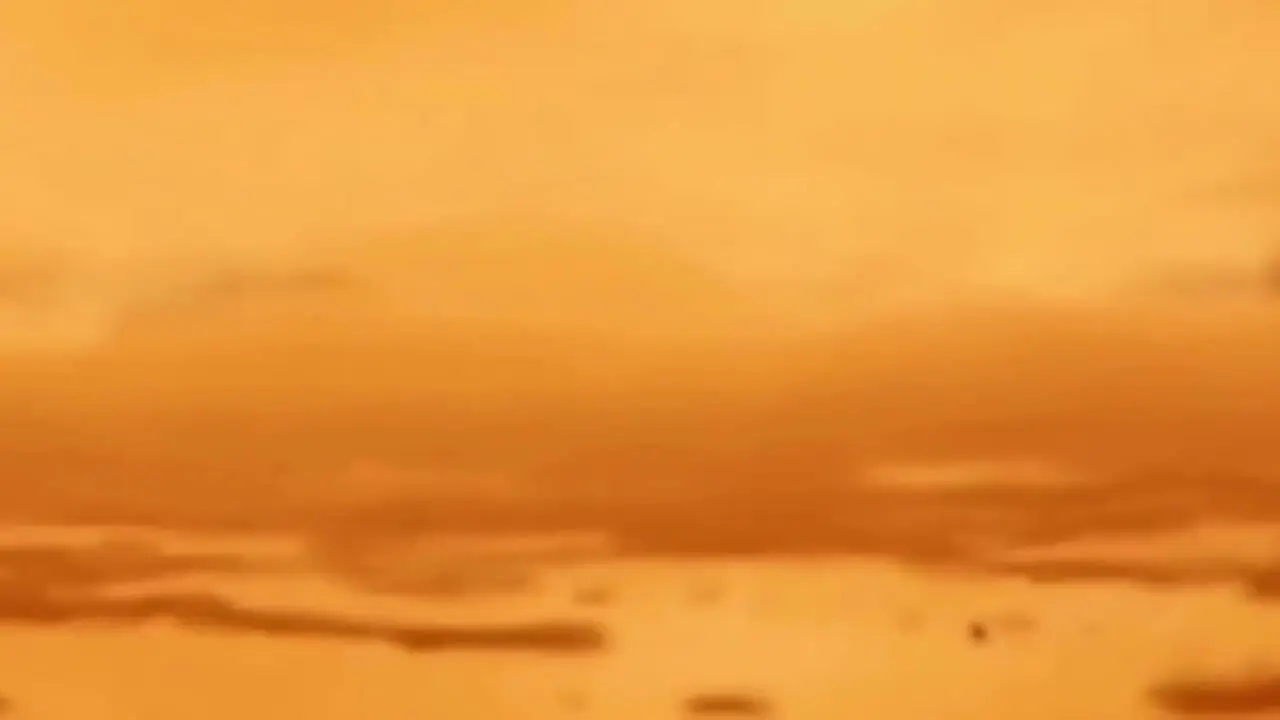 مراحل بازیافت میلیون ها بطری شیشه ای و تولید محصول جدید با آن ها در آلمان