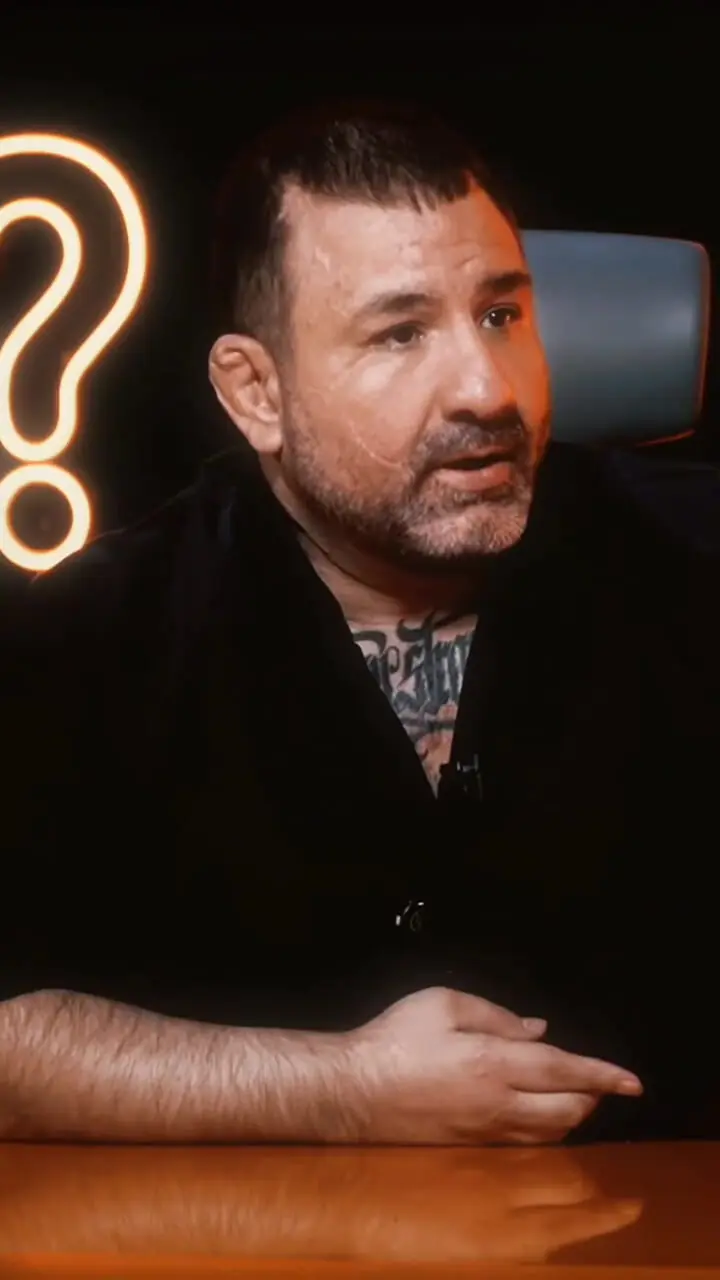 ببینید؛ هانی کرده: محمدرضا گلزار و امین حیایی برام قلیون اوردن