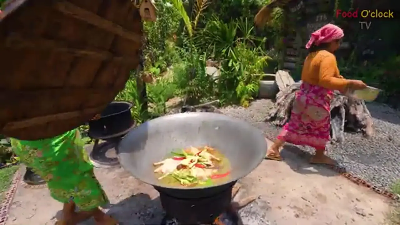 غذای روستایی در سنگاپور؛ تهیه یک غذای متفاوت با اردک و سبزیجات در طبیعت زیبای روستا