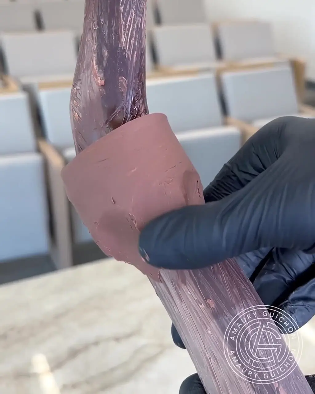 مراحل دیدنی ساخت یک عنکبوت زیبا با شکلات خالص