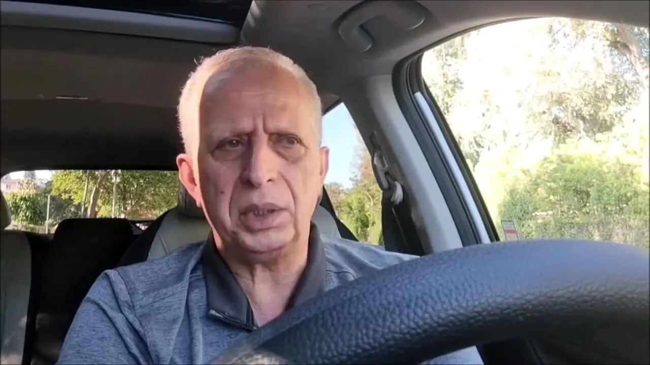 ببینید؛ کامران ملک‌مطیعی علت جدایی خود از سریال «زیر آسمان شهر» را بعد از ۲۲ سال فاش کرد