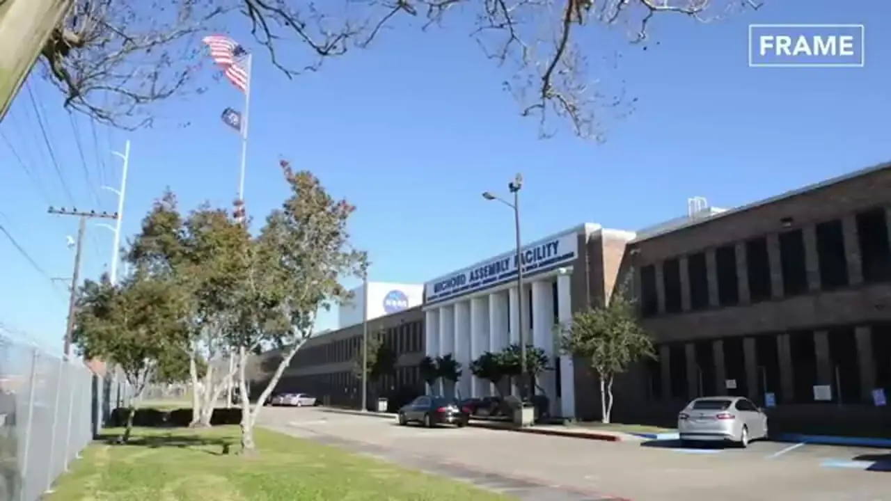 چگونه موشک های عظیم فضایی در ناسا تولید می شوند؟