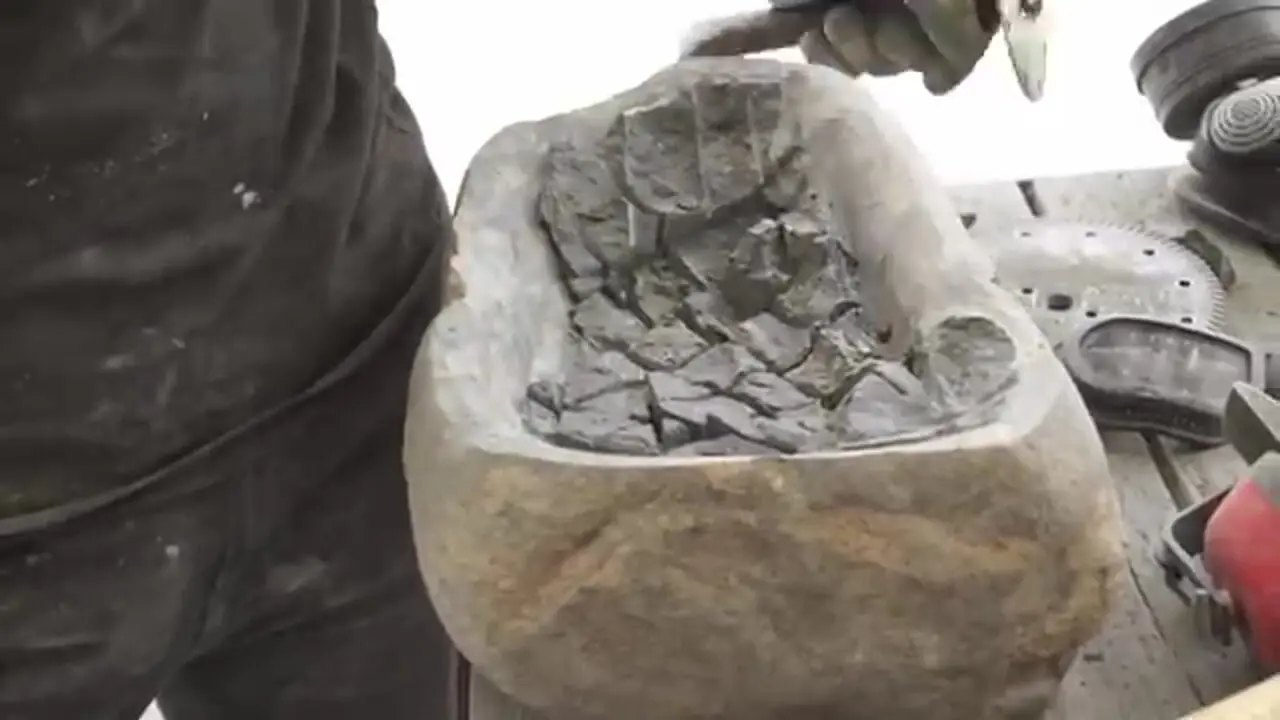 نحوه درست کردن یک روشویی با تخته سنگ به روش استاد آلمانی