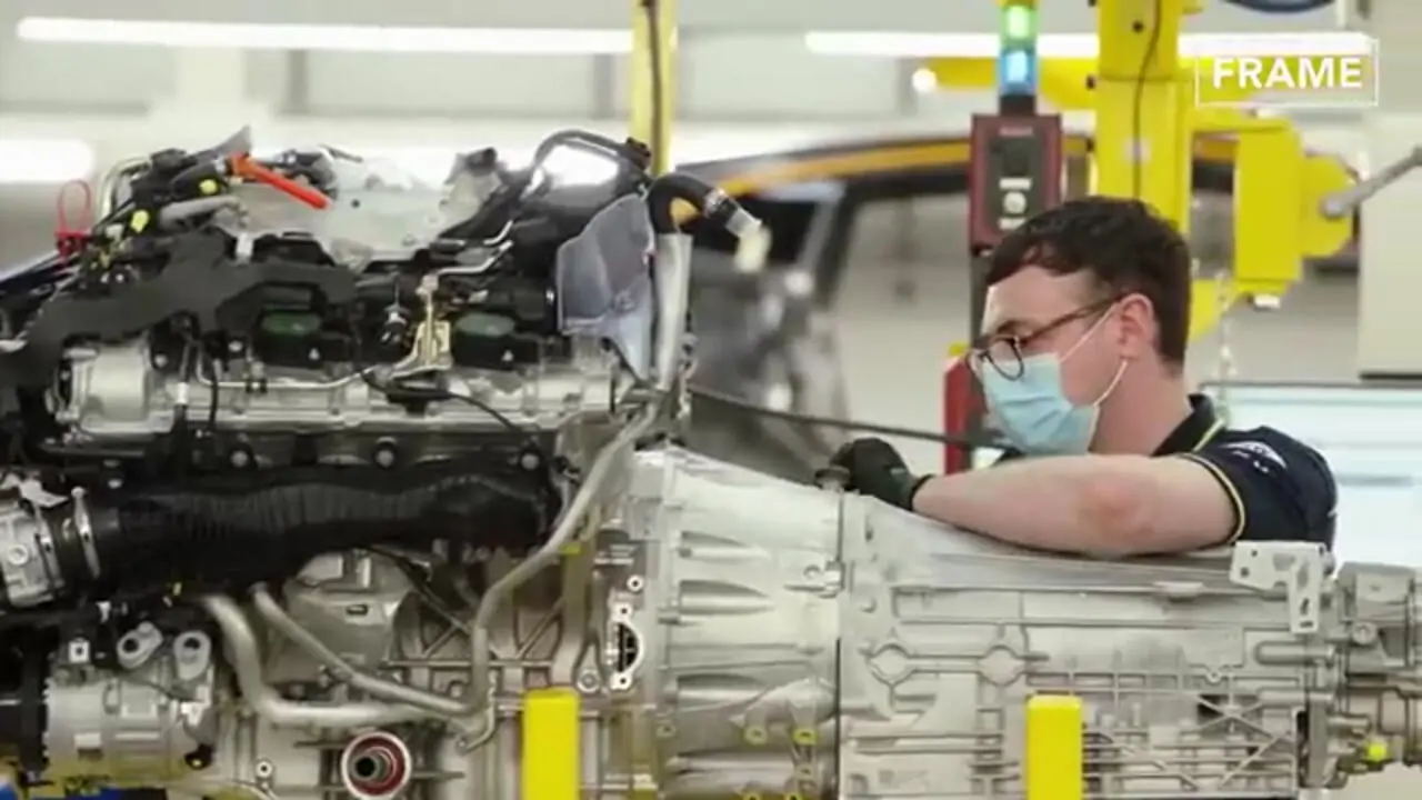 ببینید| نگاهی به مراحل تولید خودروی لوکس آستون مارتین DBX در ولز