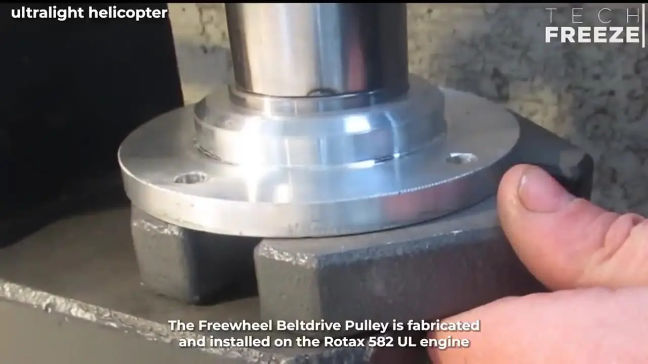 فرآیند دیدنی ساخت یک هلیکوپتر واقعی توسط مهندس سوئیسی