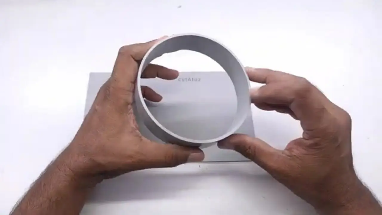 نحوه ساخت یک چراغ دیواری تزئینی با لوله پلیکا به روش استاد اندونزیایی