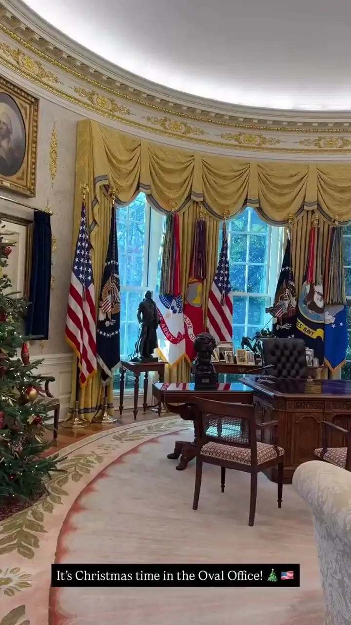 ببینید؛ تفاوت سلیقه همسران بایدن و ترامپ در کریسمس کاخ سفید