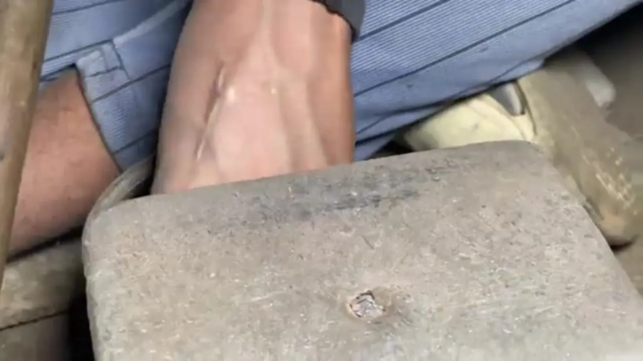 فرآیند دیدنی تولید قیچی با دسته برنجی در پاکستان