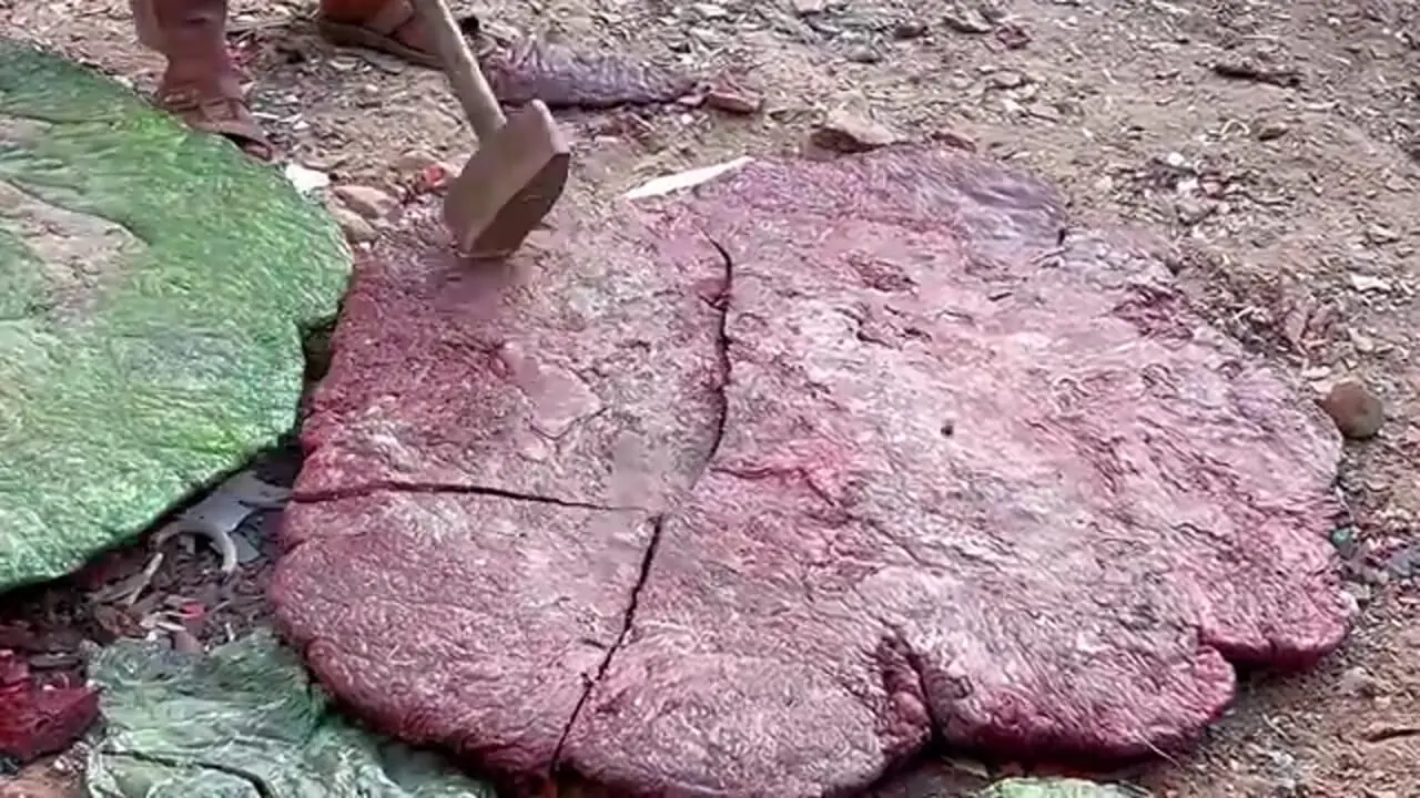 روند جذاب تولید صندلی از طریق بازیافت گونی های پلاستیکی در پاکستان