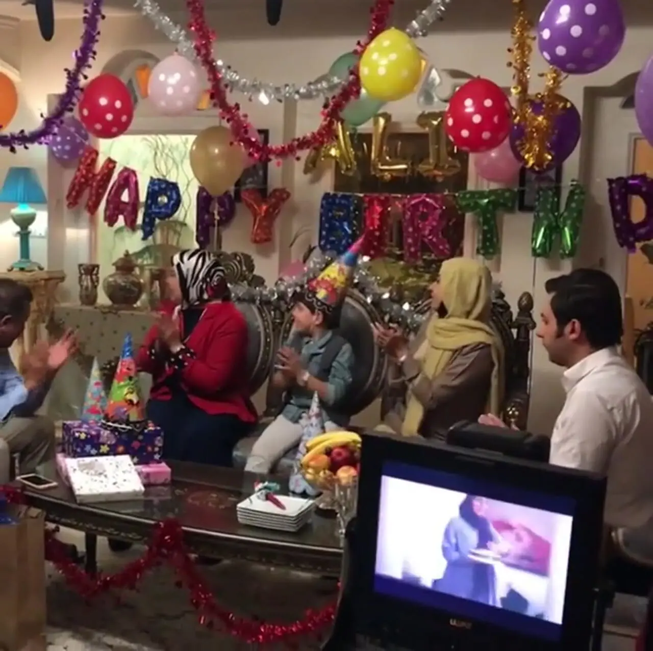 سفر زمان؛ پشت‌صحنه جشن تولد «علی ثروتیان» در سریال «آنام»