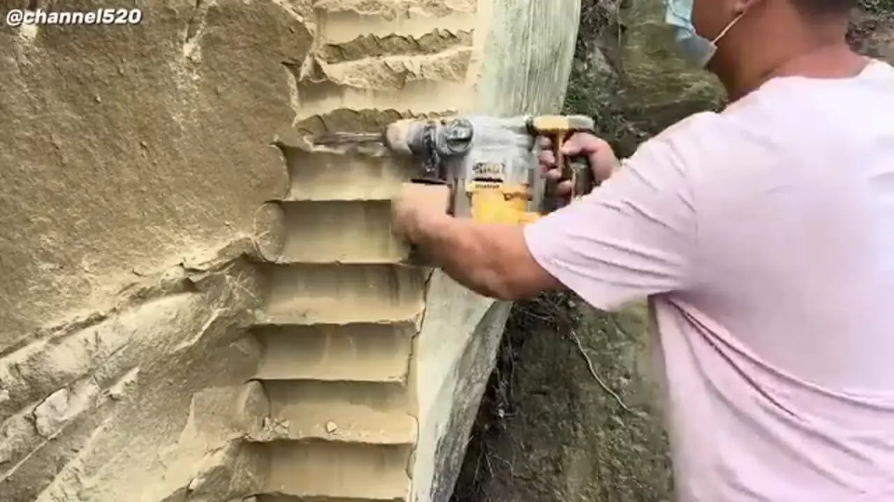 فرآیند دیدنی ساخت یک پناهگاه در دل یک تخته سنگ بزرگ در چین