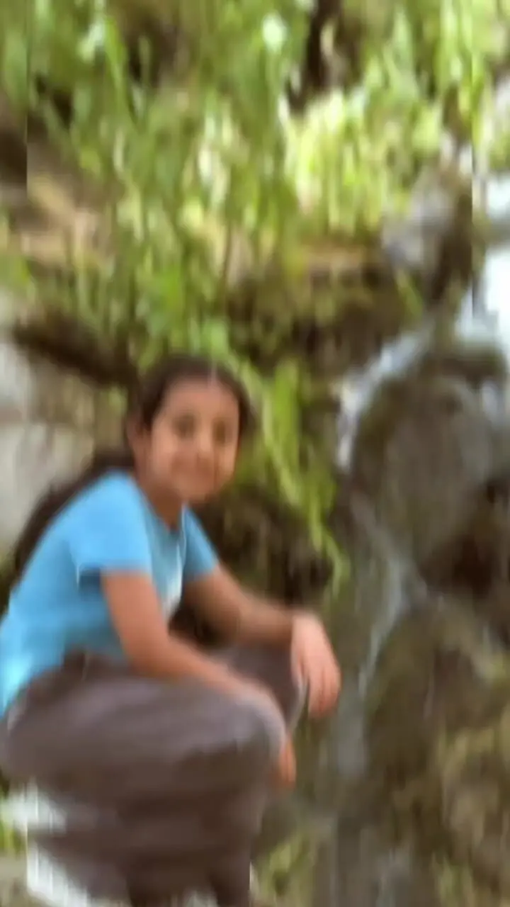 ببینید؛ منوچهر هادی، سوفیا را با این هدیه سورپرایز کرد