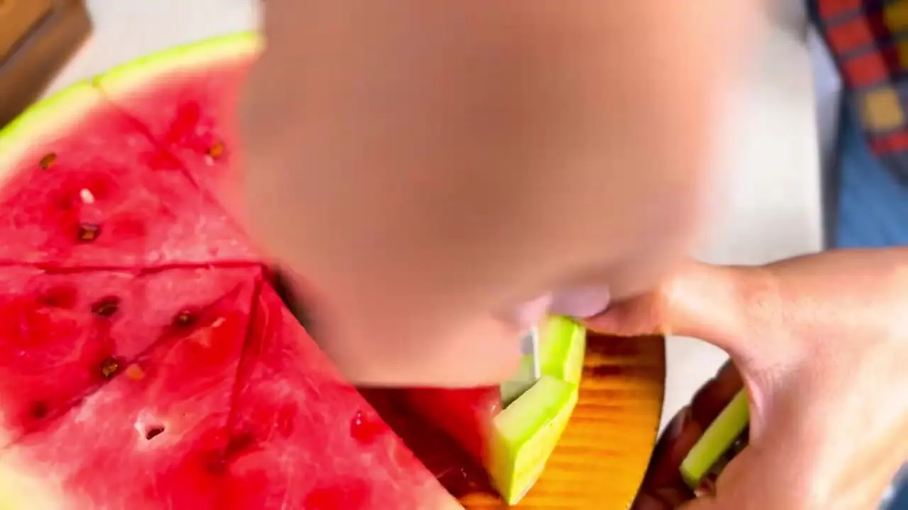 چند روش خاص برای برش زدن خلاقانه هندوانه شب یلدا