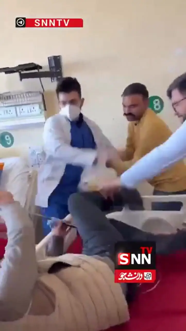 ببینید؛ حمله یک پزشک به بیمار در بیمارستانی در هند