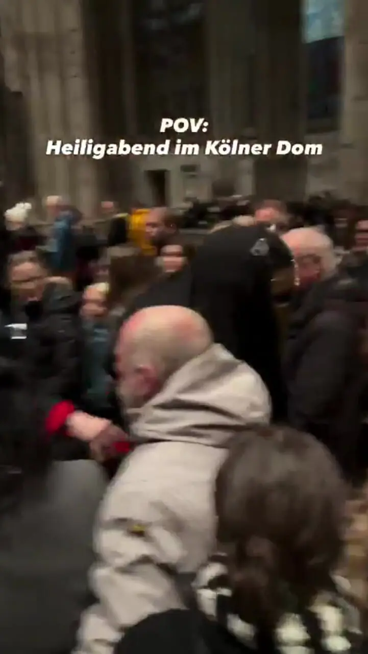 مرد مرموز مراسم کریسمس را مختل کرد