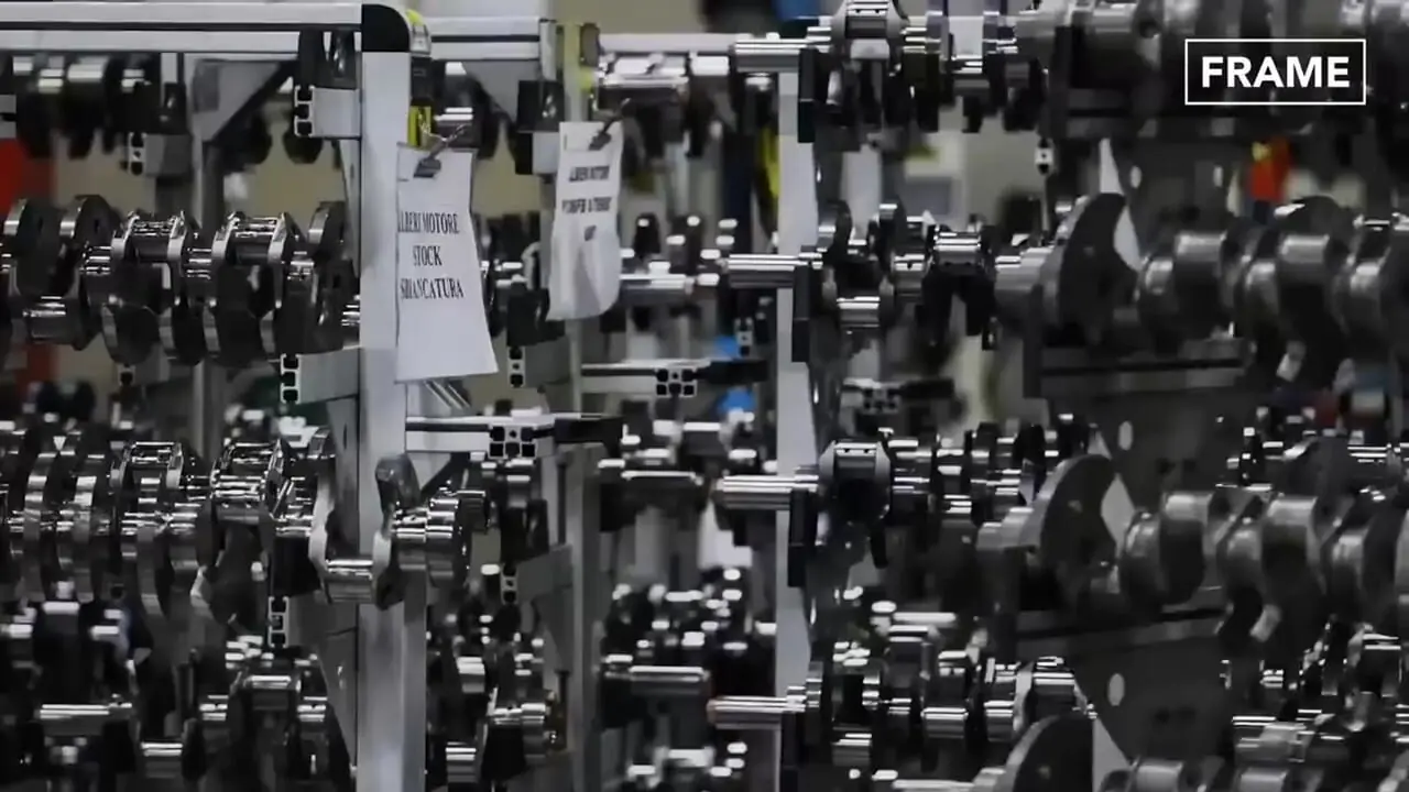 چگونه ابرخودروهای گران قیمت بوگاتی در کارخانه ساخته می شوند؟