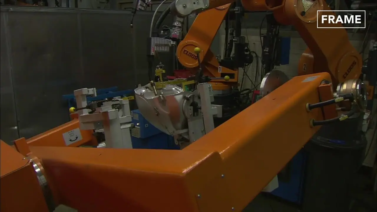 نگاهی به مراحل تولید موتورسیکلت های مدرن بی ام و در آلمان