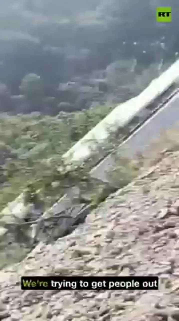 ببینید؛ اولین تصاویر از خروج مرگبار قطار از ریل در مکزیک