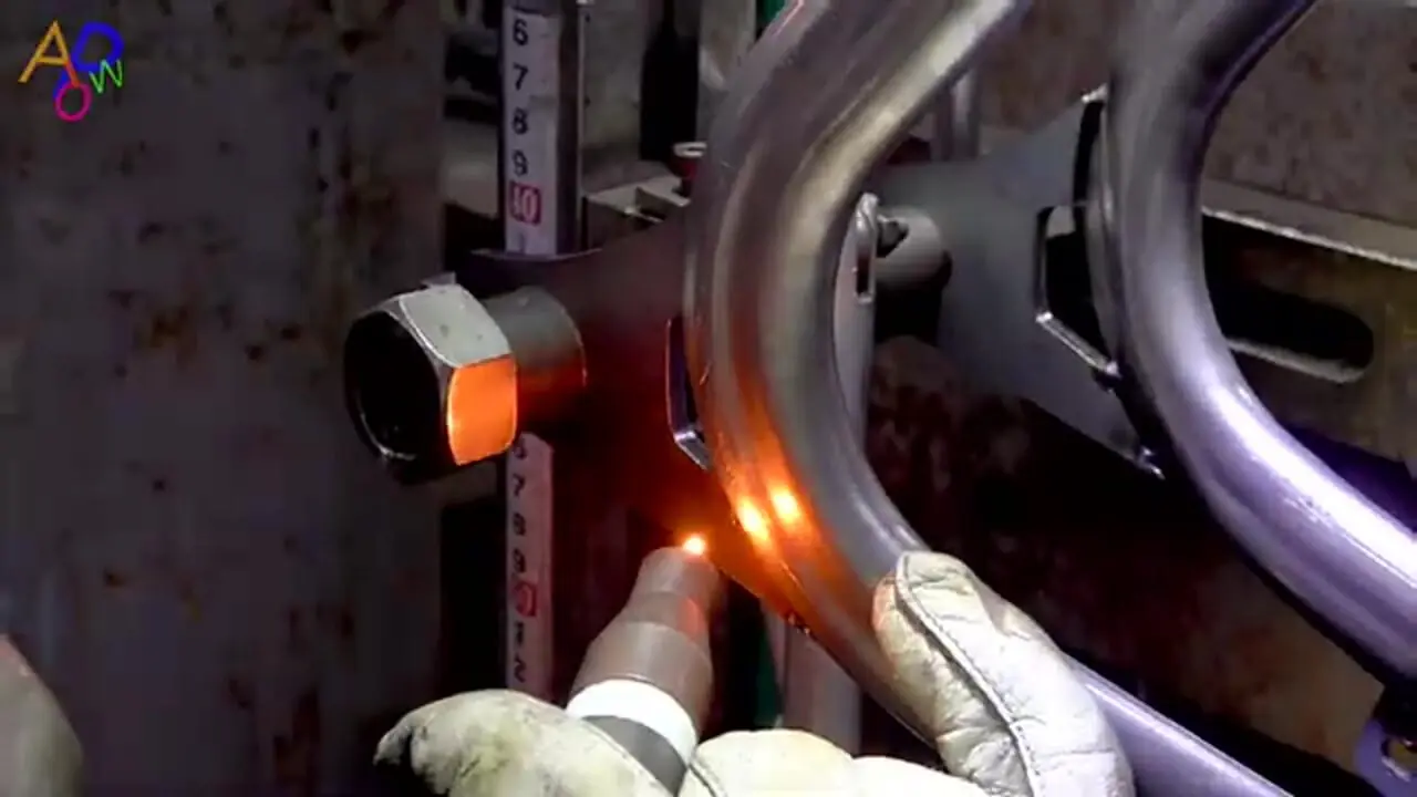 فرآیند ساخت دوچرخه برقی در کارگاهی در کره جنوبی