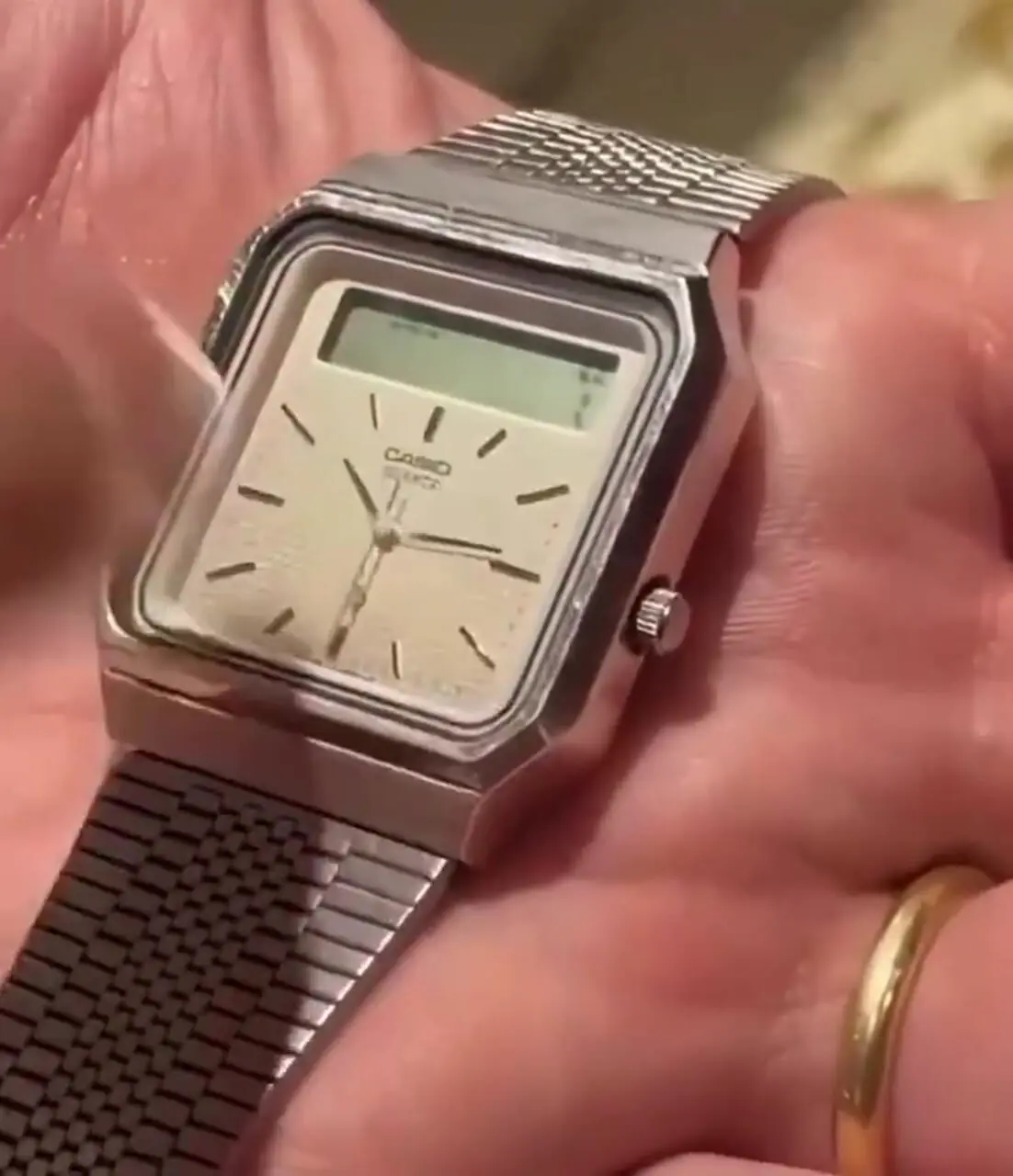 کاسیو جانوس؛ جد ژاپنی ساعتهای هوشمند، ۳ دهه زودتر از اپل واچ!