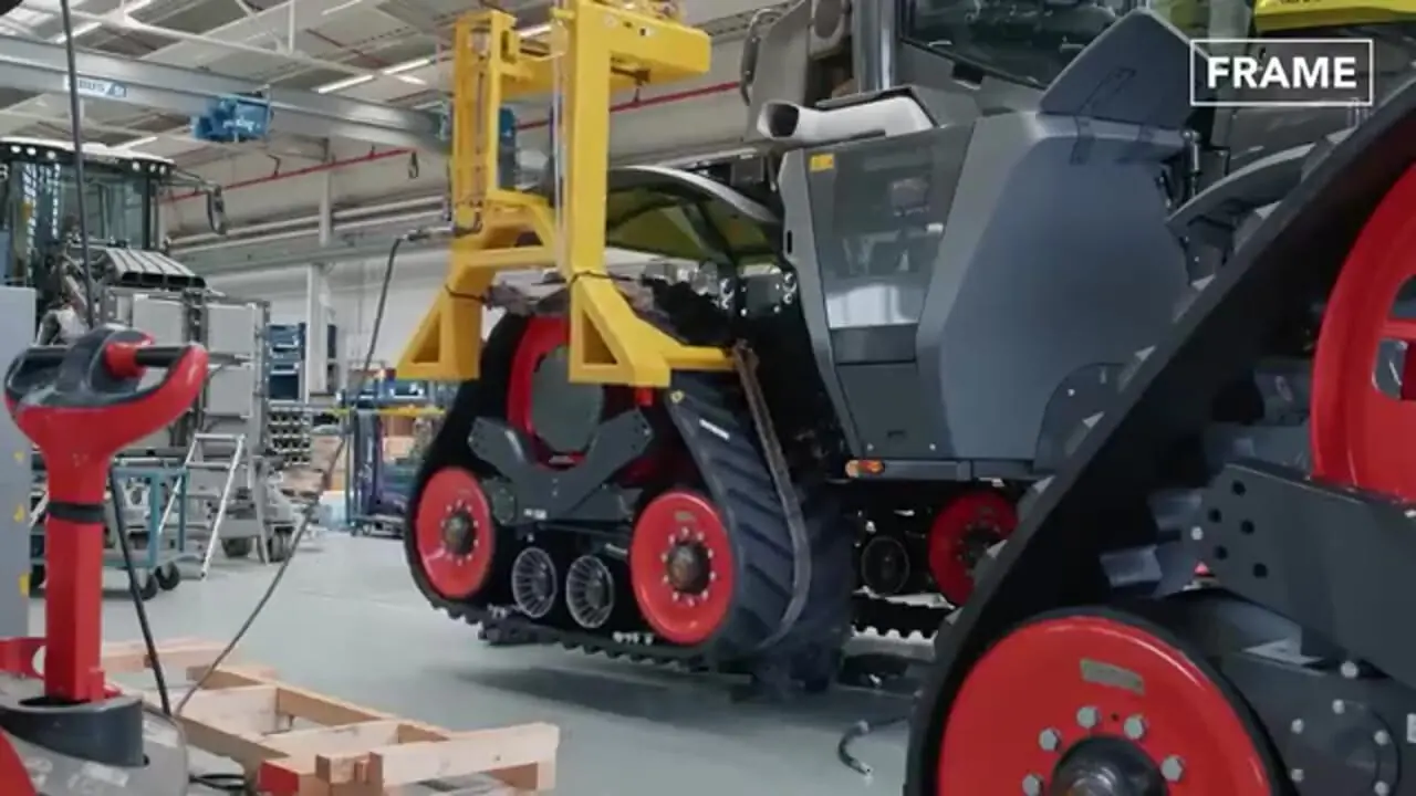 ببینید| مراحل طراحی و تولید تراکتور و ماشین آلات پیشرفته کشاورزی در آلمان