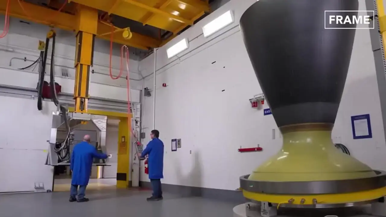 ببینید| مراحل تولید موشک های فضایی غول پیکر در کارخانه ای مدرن ناسا