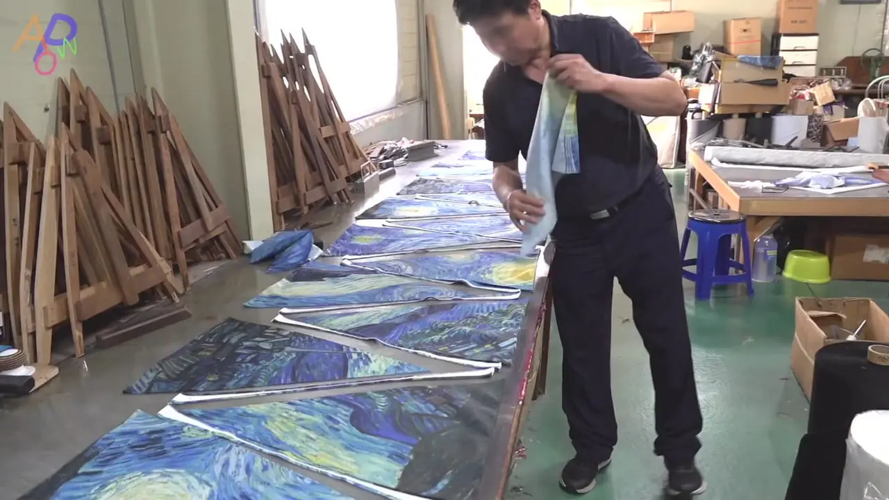 ببینید| فرآیند دیدنی تولید انبوه چتر در کارخانه ای در کره جنوبی