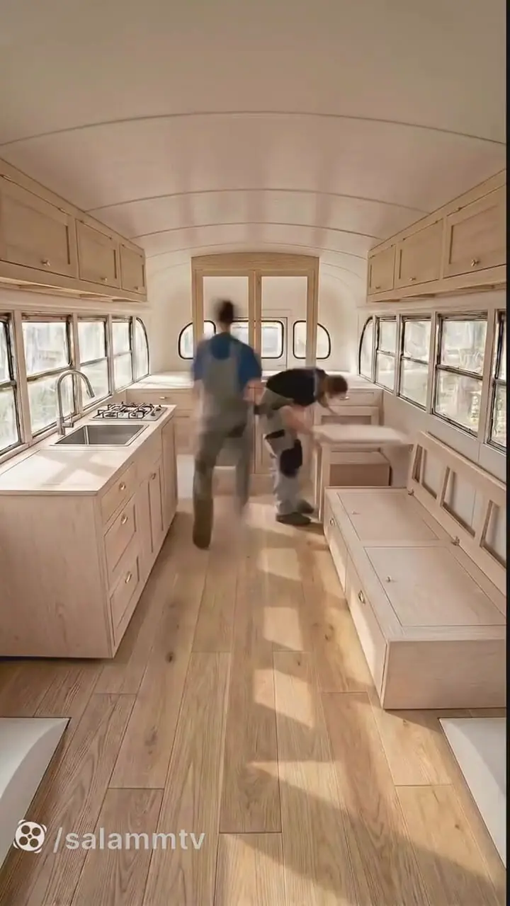 ببینید| اتوبوس قراضه بود، حالا شده یک خانه مدرن به سبک بوهمی