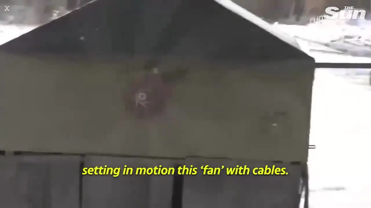 تصاویر| رونمایی نیروهای روسیه از زره‌پوش ضد پهپاد جدید عجیب با کابل‌های چرخان