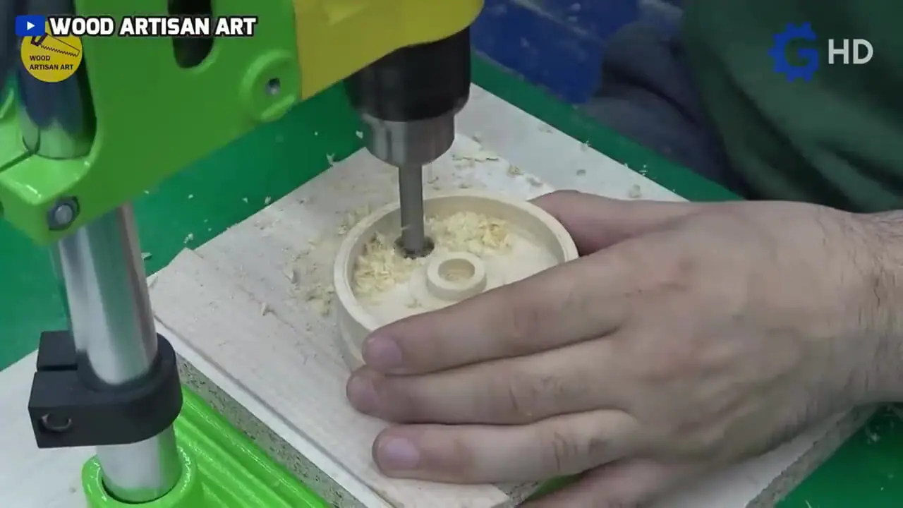 ببینید| مراحل ساخت ماکت تانک T-34 شوروی سابق با چوب توسط یک نجار آمریکایی