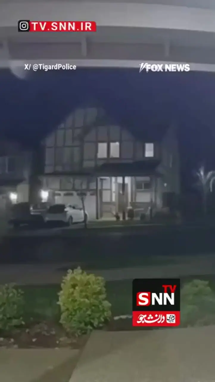 لحظه پرواز یک کامیون به داخل خانه مسکونی در اورِگن آمریکا