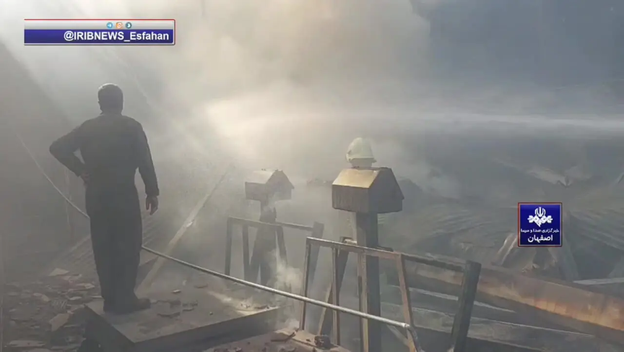 تصاویر اولیه از محل سقوط بالگرد در درچه اصفهان